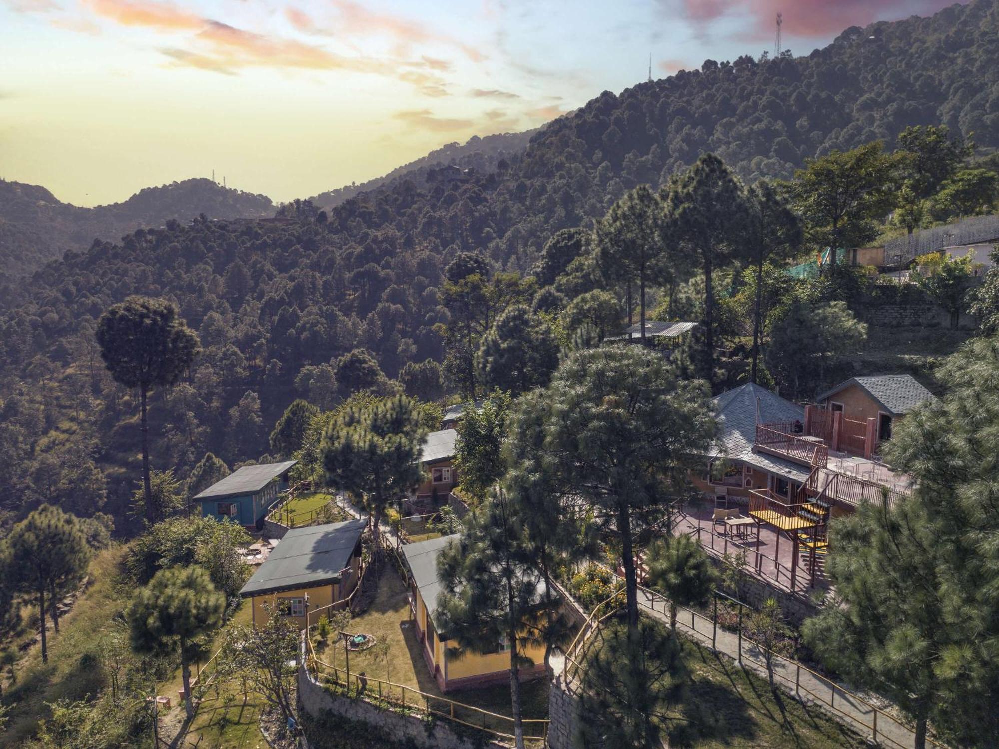 A Kasauli Ggaon By Echor Hotel Eksteriør billede