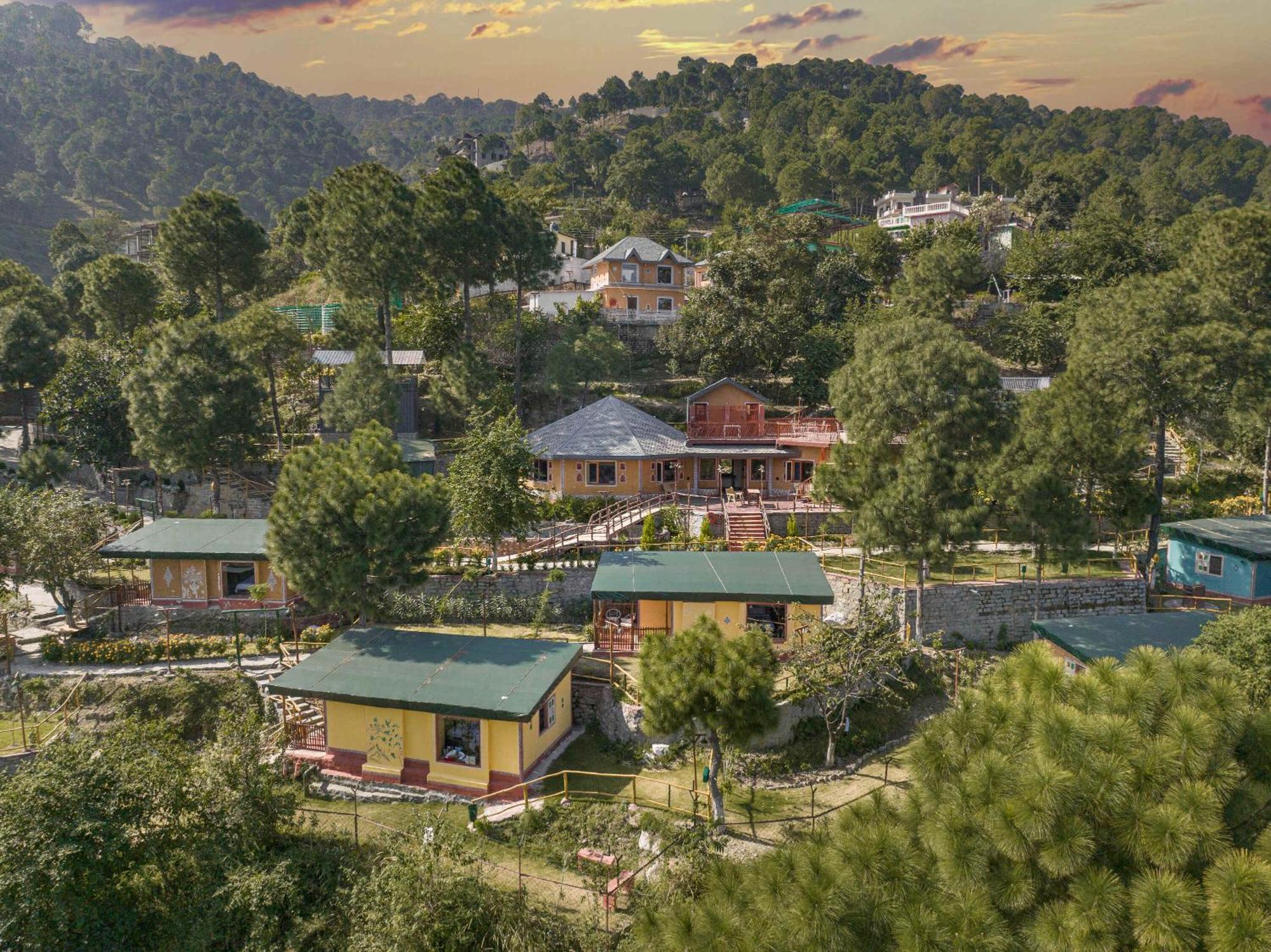 A Kasauli Ggaon By Echor Hotel Eksteriør billede